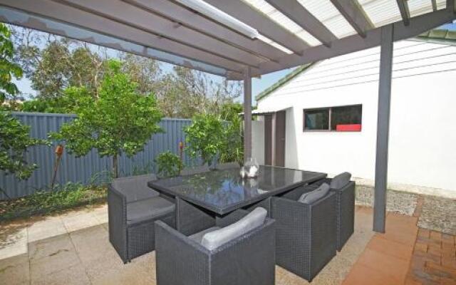 6 Petrie Ave, Marcoola, Pet Friendly, Linen supplied