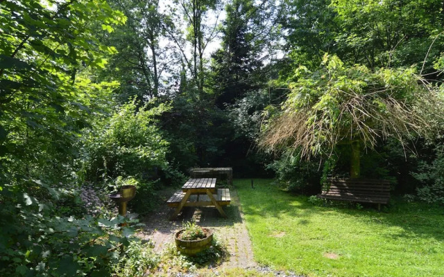 Detached Chalet in Lovely Hiking Region