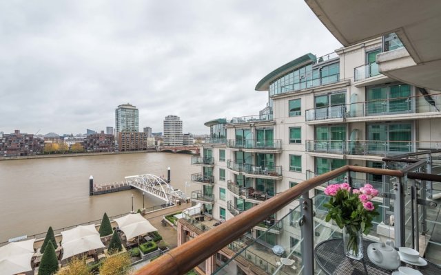 Stunning Flat Overlooking the Thames