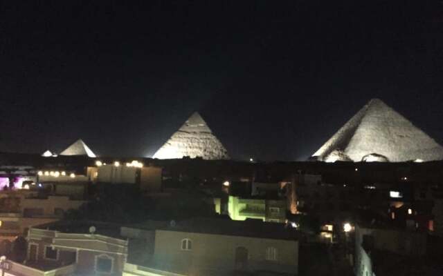 The Pyramids Inn Cheops
