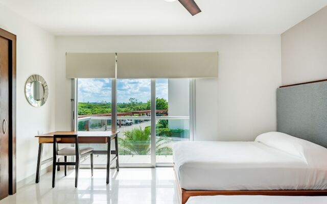 Casa Flamingo 2 Bedroom Condo by Redawning