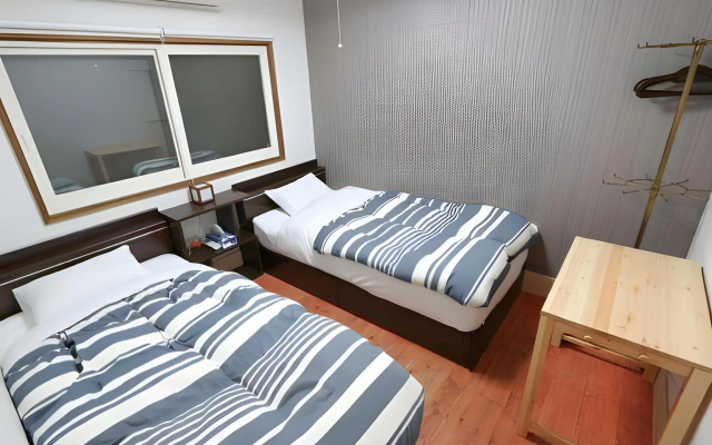 SappoLodge - Hostel – Guest Rooms – Sapporo