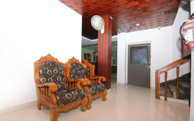 OYO 6712 Hotel Malabar House