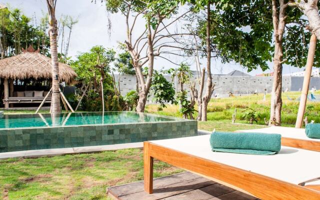 Luxury 5 Bedroom Villa With Private Pool, Bali Villa 2022