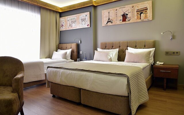 The Elegant Hotel