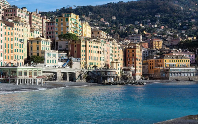 A Un Passo dalla Spiaggia di Camogli