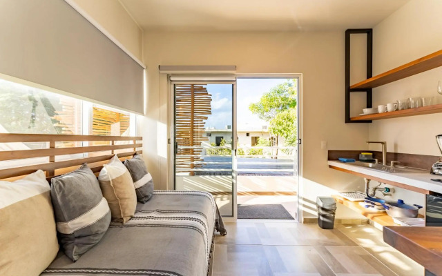 NEW! ARTec Studios WIFI 100 MB