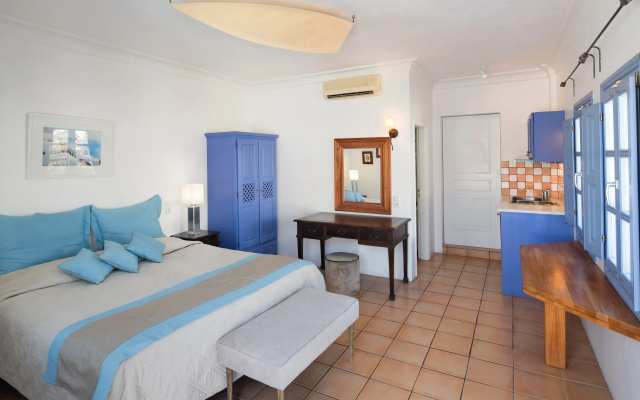 Meltemi Suites