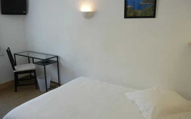 Hôtel L'Oustaou