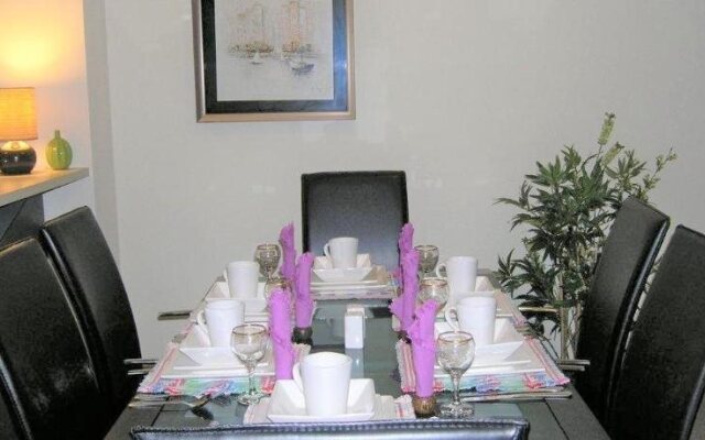 Insaa Serviced Apartments Dandenong