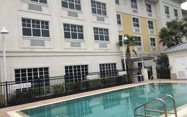 Holiday Inn Express & Suites Palm Coast I95 by IHG