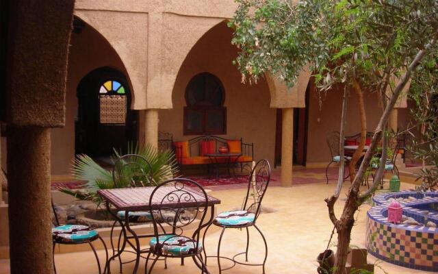 RIAD dar POUBLANC