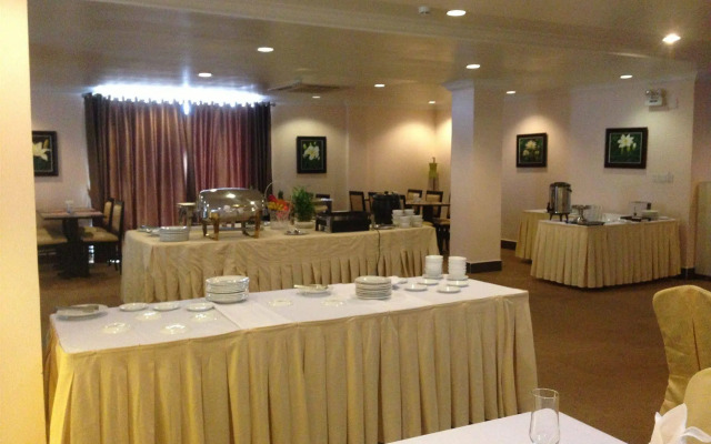 Jun Yue Hotel