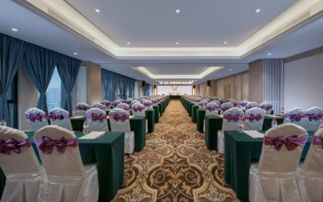 Vienna International Hotel (Chongqing Changshou High-speed Railway Station)