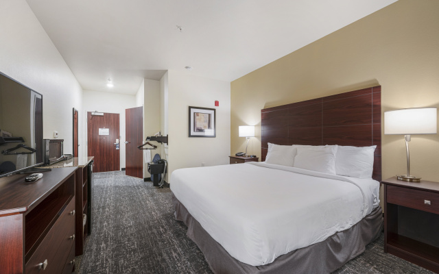 Cobblestone Hotel & Suites - Urbana