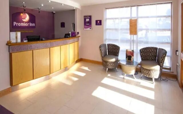 Premier Inn Christchurch / Highcliffe