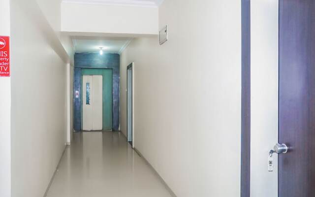 OYO 17121 Hotel Yashraj Inn