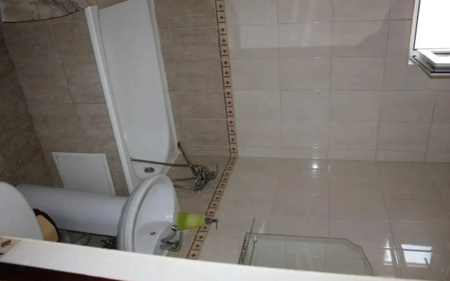 Lora Guest House