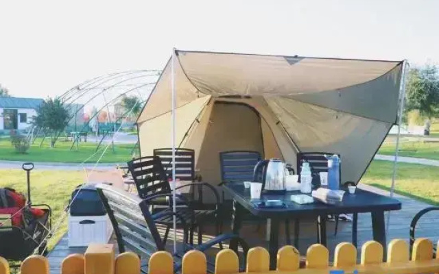 Qinhuangdao Beidaihe Guiyin Homestay (Beidaihe Railway Station)
