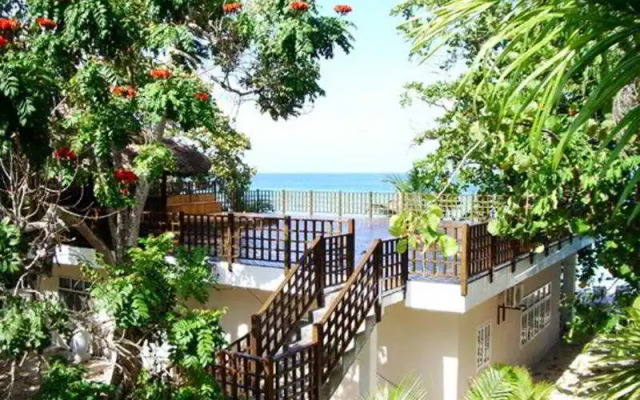 Zanzi Beach Resort