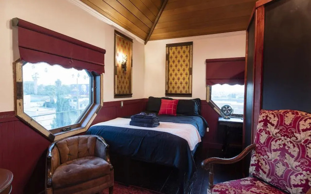 The Rosemary Silverlake