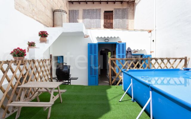 Casa de verano con piscina en el puerto