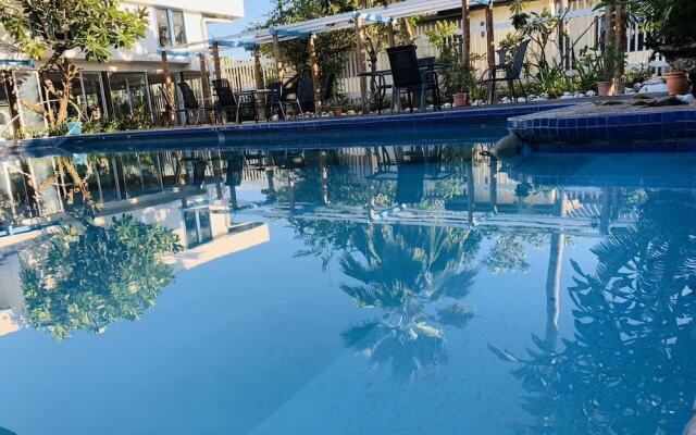 Rock Hotel in Viti Levu, Fiji from 58$, photos, reviews - zenhotels.com pool