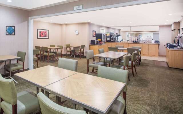 La Quinta Inn & Suites by Wyndham Columbia