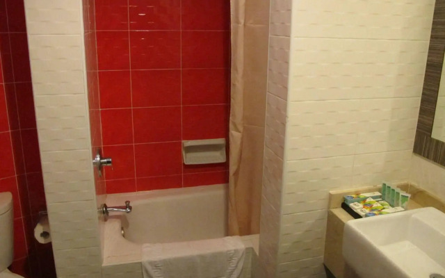 Swiss-Grand Beach Resort Kuantan