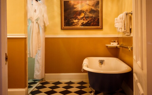 Kehoe House,Historic Inns of Savannah Collection