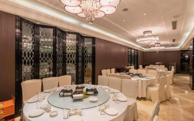 Rich Global Hotel