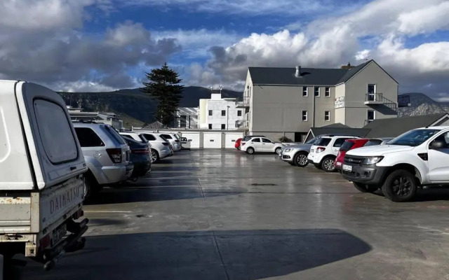 Hermanus Waterfront Apartment No.19