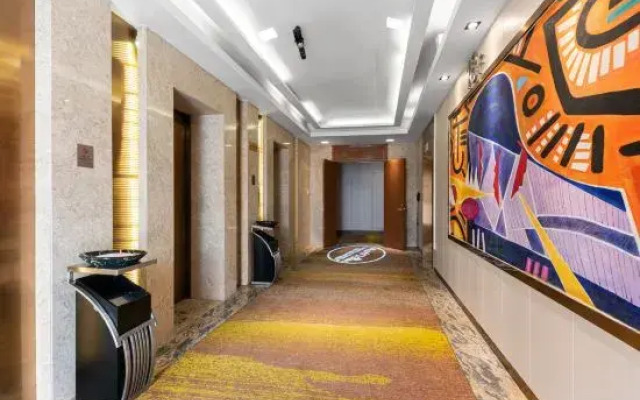 Zmax Carrey Internat i onal Hotel
