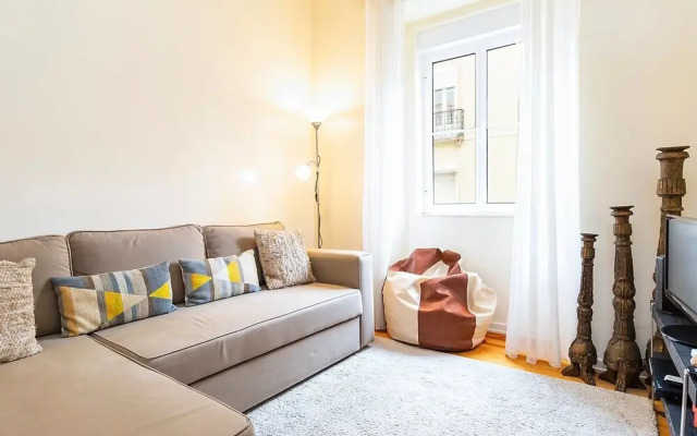Spacious & Modern Flat in the heart of Lisbon