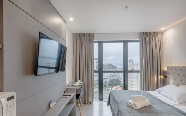 MHFA Studios em Prédio Luxuoso Vista Mar