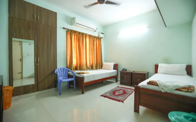 ULO Saicharan Comfort Inn