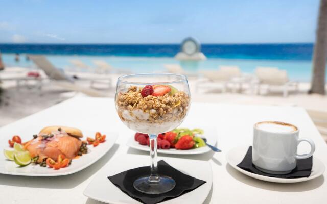 Papagayo Beach Hotel