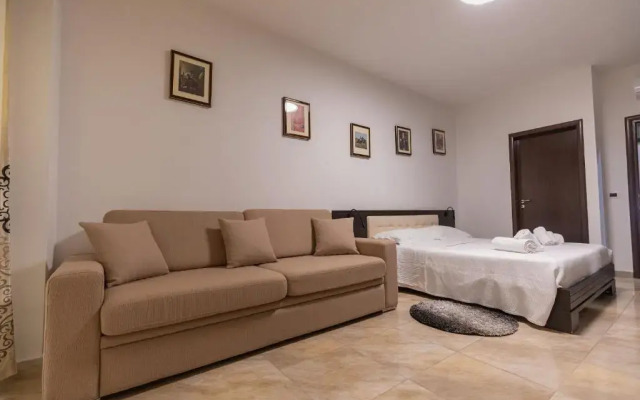 Hotel Pirro