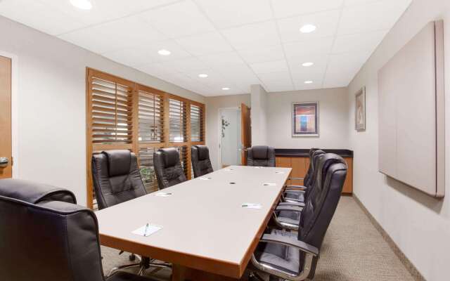 Wingate by Wyndham Bridgeport/Clarksburg