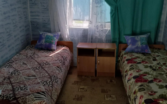 Guest house at Elena's