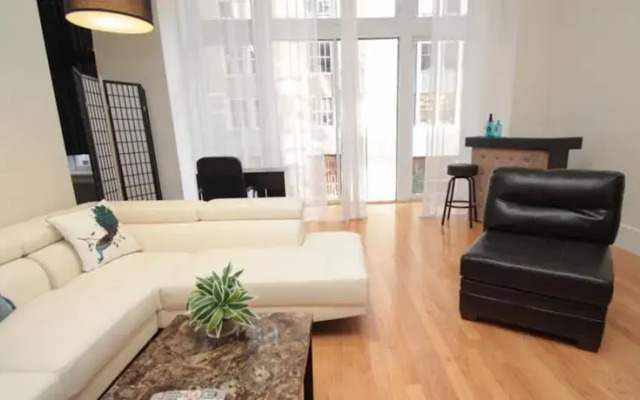 Walnut Street Stunning 3 Bedroom