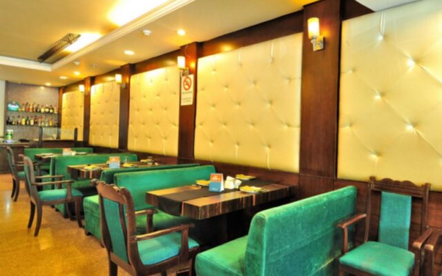 Hotel Orange 35