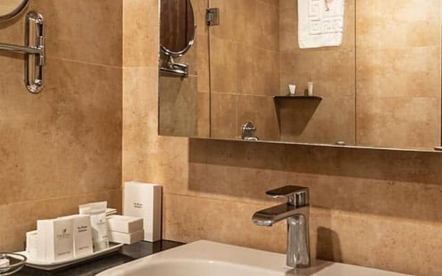 Prideinn Mombasa City 7