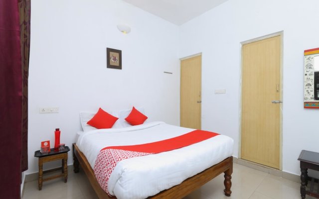 OYO 14440 Home Comfort 1BHK Near Auroville Beach
