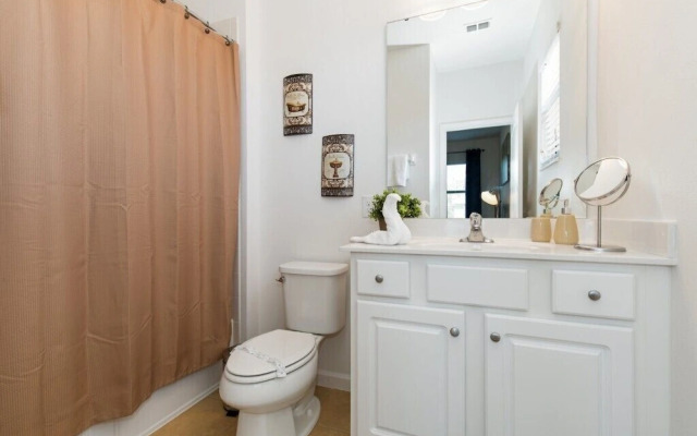 Veranda Palms IHR 1004