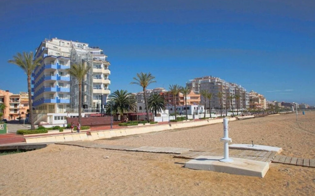 Sundays Beach