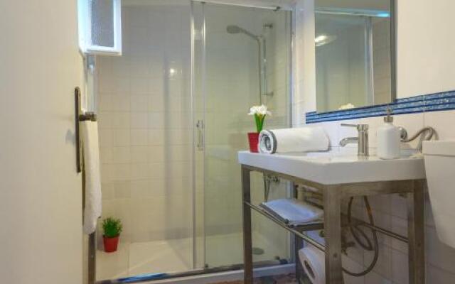 Passport Lisbon - Bairro Alto Apartments