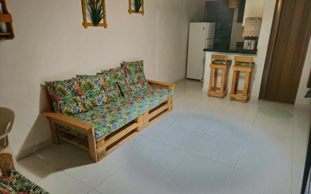 Apartamento super mobilhado com piscina e churrasqueira