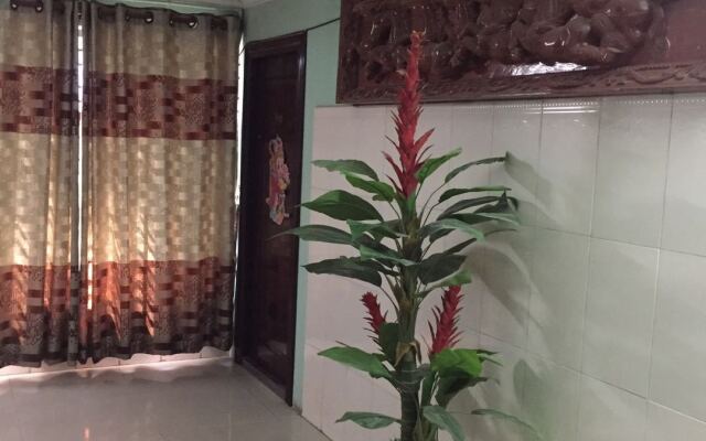 Lucky 8 Hotel