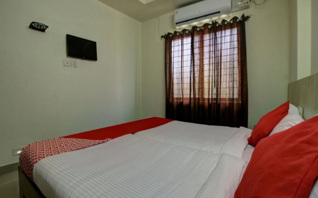 OYO 16662 Taj Residency